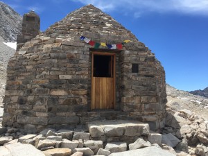 At Muir Pass is the John Muir hut.  Almost all hikers in each direction stopped here for awhile to rest and eat.  